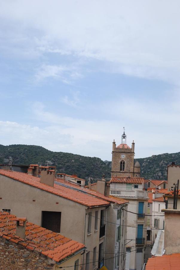 Agreable Maison De Village Avec Terrasse Vinca المظهر الخارجي الصورة